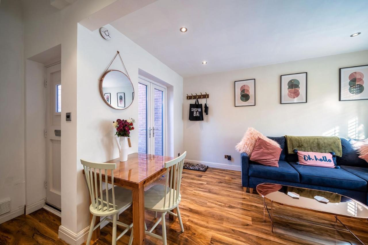Charming & Central House With Garden And Free Parking Beverley Bagian luar foto