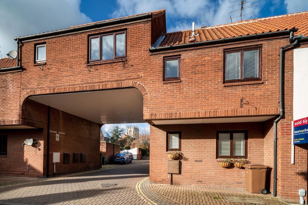 Charming & Central House With Garden And Free Parking Beverley Bagian luar foto