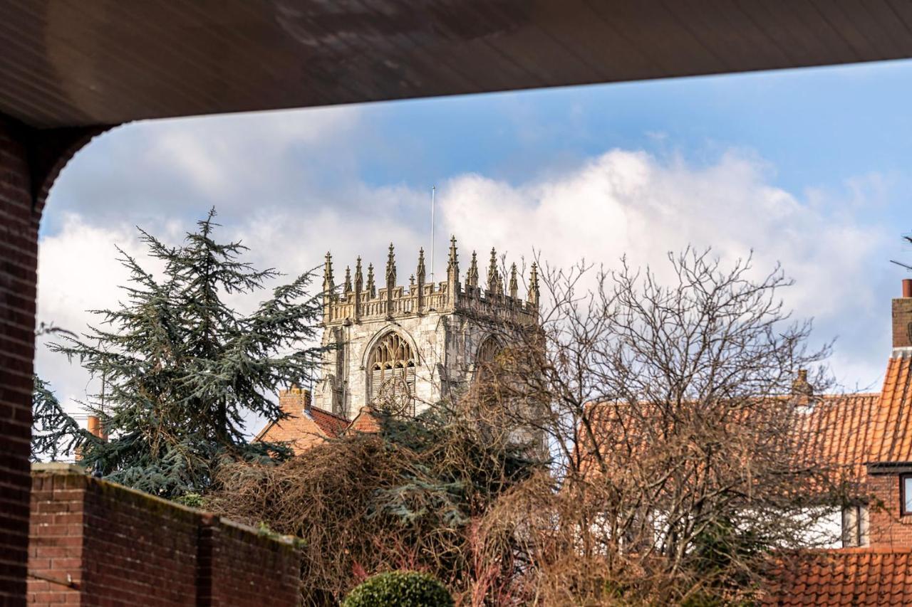 Charming & Central House With Garden And Free Parking Beverley Bagian luar foto